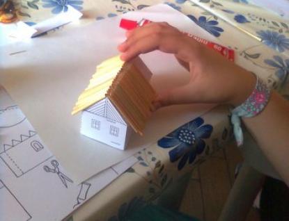 Papírház készítés